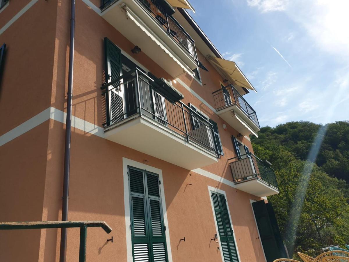Uno Scorcio Di Paradiso Sori Kültér fotó